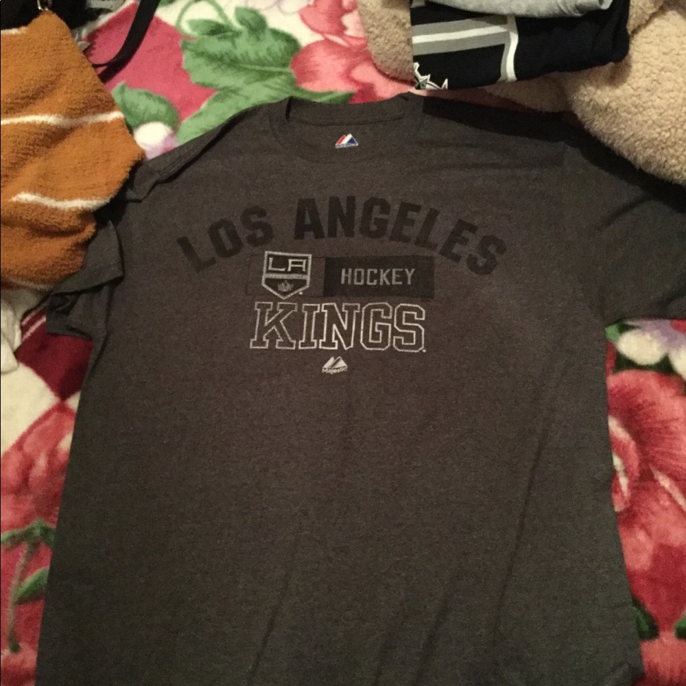 Men L.A. kings shirt